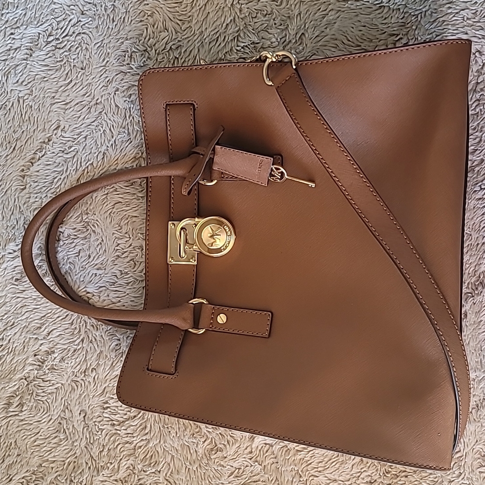 Michael Kors Hamilton Large Bag- Cognac